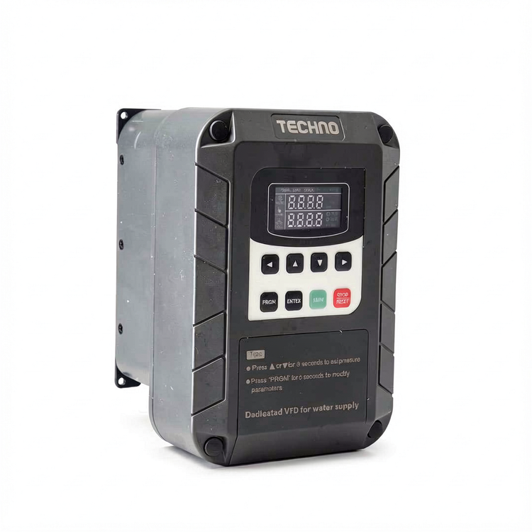 اینورتر بوستر پمپ ورودی سه فاز 11KW تکنو TC388-01100T4